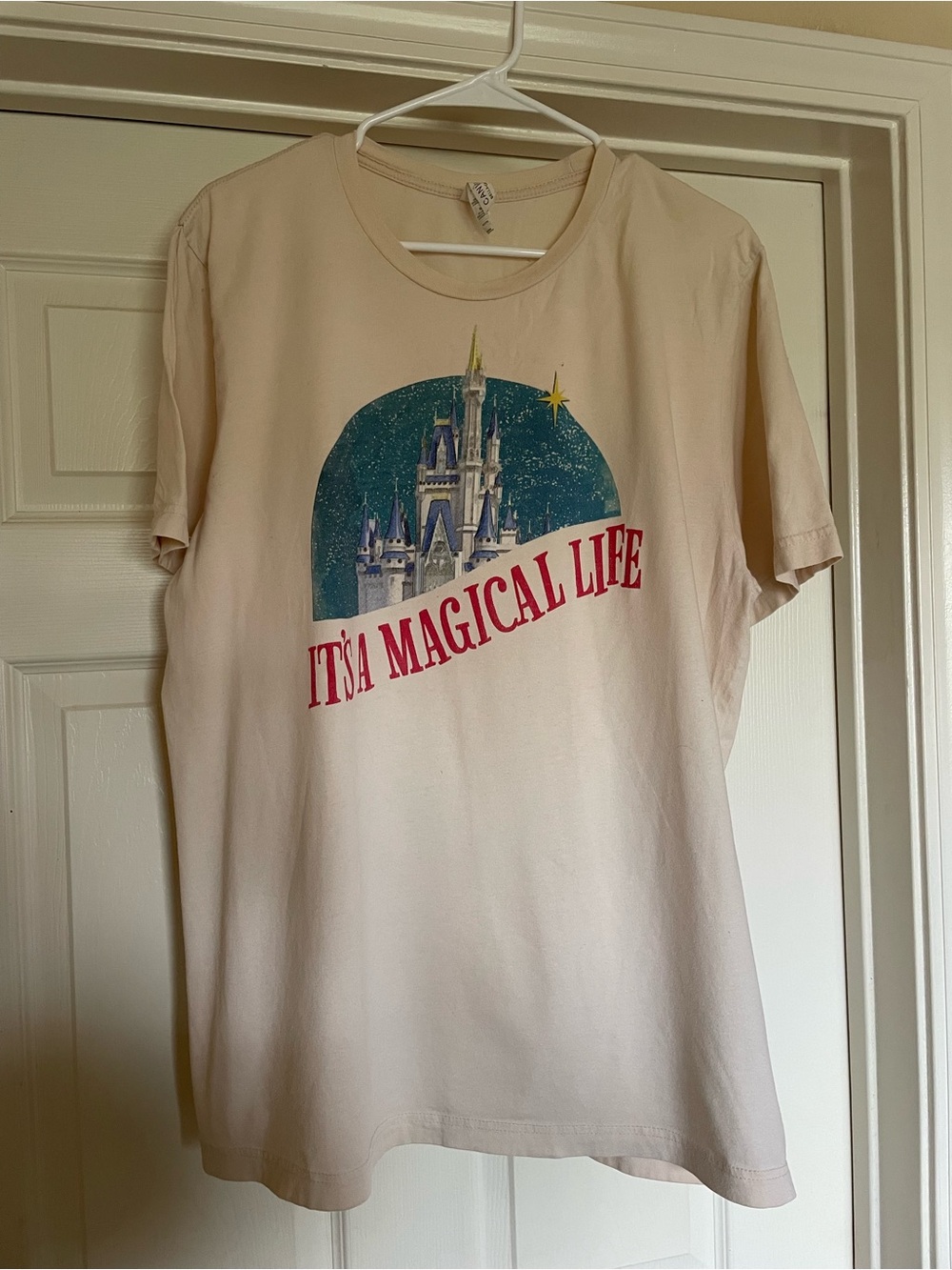 Women’s Cream Christmas Tee - "It's a Magical Life"